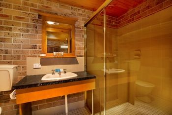 Macquarie Inn - Darwin Tourism 24
