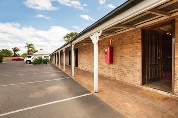 Macquarie Inn - Darwin Tourism 26