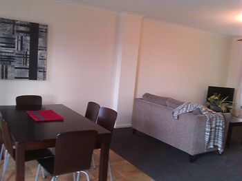 Australian Home Away @ Box Hill 32 - Darwin Tourism 3