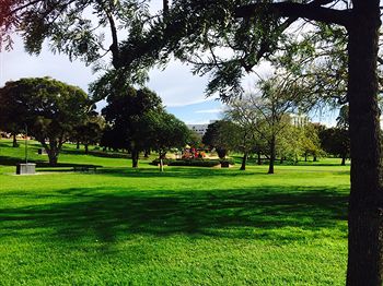Australian Home Away @ Box Hill 32 - Darwin Tourism 14
