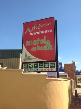 Ashton Townhouse Motel And Suites - Darwin Tourism 2
