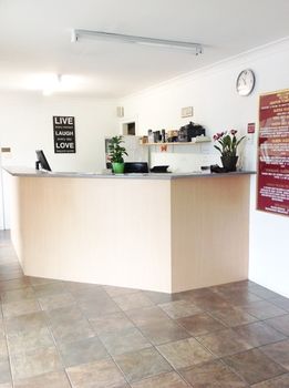 Ashton Townhouse Motel And Suites - Darwin Tourism 22