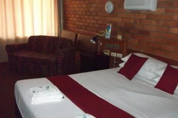 Hilldrop Motor Inn - Darwin Tourism 2
