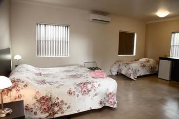 Station Hotel Motel Kurri Kurri - Darwin Tourism 4