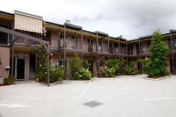 Station Hotel Motel Kurri Kurri - Darwin Tourism 9