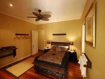 Noosa Country House - Darwin Tourism 4