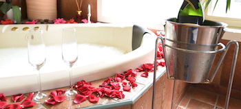 Lakeside Cottage - Darwin Tourism 9