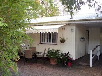 Bli Bli House Luxury Bed & Breakfast - Darwin Tourism 5