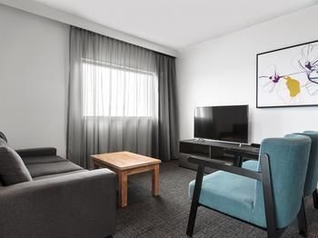 Best Western Plus Lake Kawana Hotel - Darwin Tourism 16