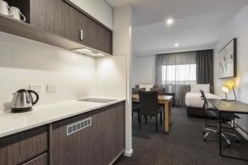 Best Western Plus Lake Kawana Hotel - Darwin Tourism 19
