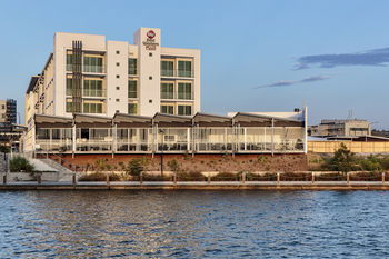 Best Western Plus Lake Kawana Hotel - Darwin Tourism 31