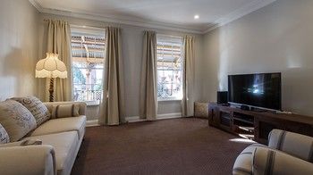 Bathurst Royal Apartments - Darwin Tourism 9