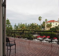 Coogee Bay Hotel Pub Style - Darwin Tourism