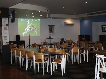 Hotel Beach House Nambour - Darwin Tourism 11