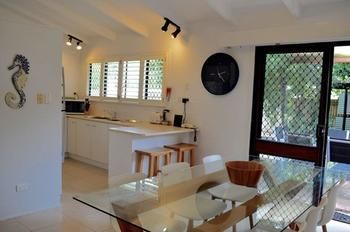 Orangewood At Peregian Beach - Darwin Tourism 0