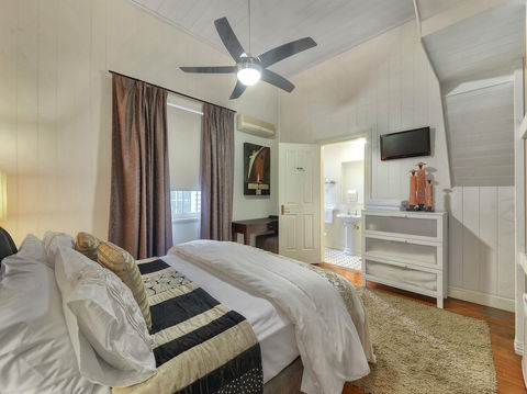 One Thornbury Boutique Bed & Breakfast - Darwin Tourism 8