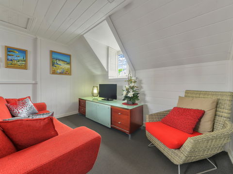 One Thornbury Boutique Bed & Breakfast - Darwin Tourism 12