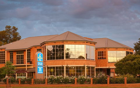 Best Western Plus Hovell Tree Inn - Darwin Tourism 0