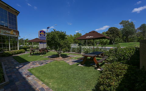 Best Western Plus Hovell Tree Inn - Darwin Tourism 2