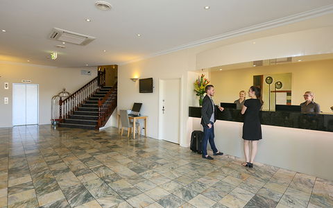 Best Western Plus Hovell Tree Inn - Darwin Tourism 7