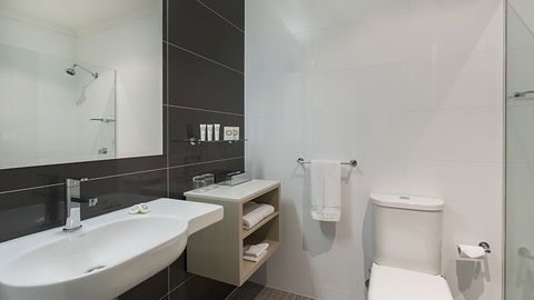 BEST WESTERN PLUS Apollo International Hotel - Darwin Tourism 20