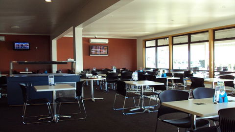 BEST WESTERN Beachfront At Bicheno - Darwin Tourism 4