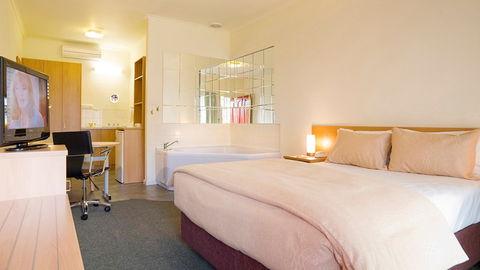 BEST WESTERN Airport Motel And Convention Centre - Darwin Tourism 1
