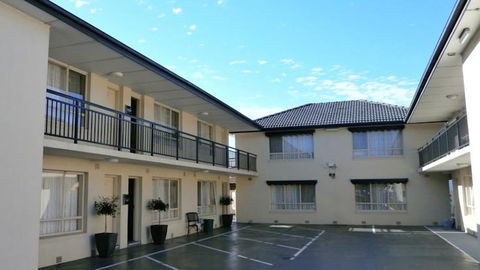 BEST WESTERN Fawkner Airport Motor Inn And Serviced Apartments - Darwin Tourism 8