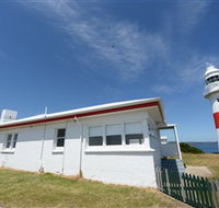 Low Head Pilot Station Accommodation - Darwin Tourism