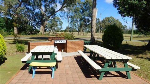 Golfer's Retreat Motel - Darwin Tourism 3