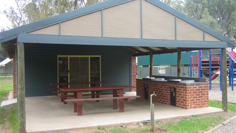 Ball Park Caravan Park - Darwin Tourism 3