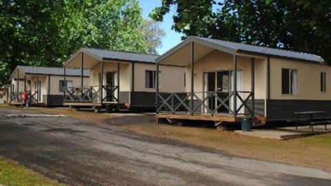 Ball Park Caravan Park - Darwin Tourism 1