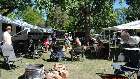 Ball Park Caravan Park - Darwin Tourism 4