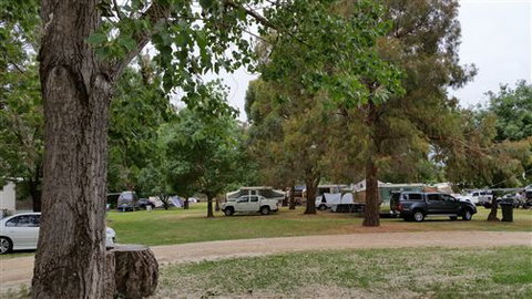 Valley View Caravan Park - Darwin Tourism 0