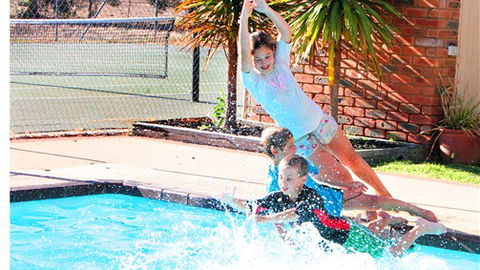 Cadell On The Murray Motel - Darwin Tourism 8