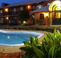 Hermitage Motor Inn - Darwin Tourism
