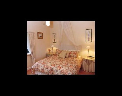 A Country House At Winstanley - Darwin Tourism 0