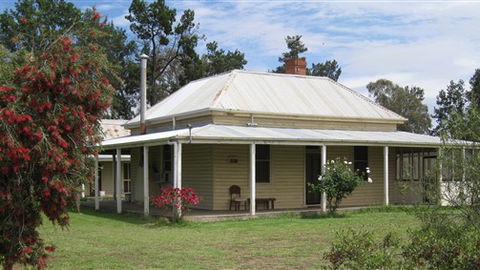 Savernake Farmstay - Darwin Tourism 0