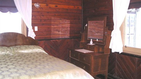 Savernake Farmstay - Darwin Tourism 1