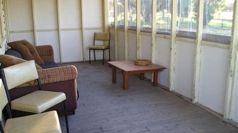 Savernake Farmstay - Darwin Tourism 7