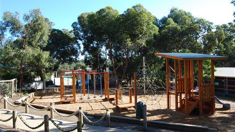 Camp Wilkin Baptist Centre - Darwin Tourism 1