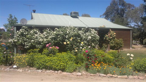 Vals Retreat - Darwin Tourism 0