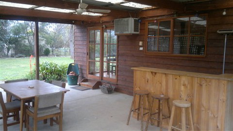 Vals Retreat - Darwin Tourism 2