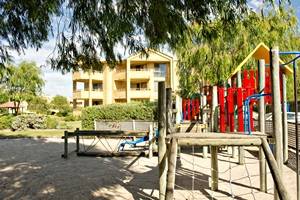 Abbey Beach Resort - Darwin Tourism 8