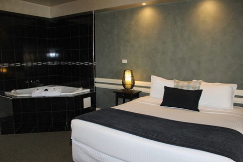 Fairways Resort - Darwin Tourism 0