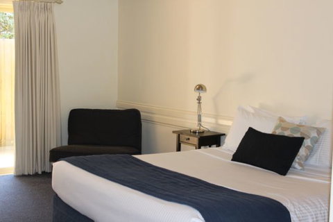 Fairways Resort - Darwin Tourism 1
