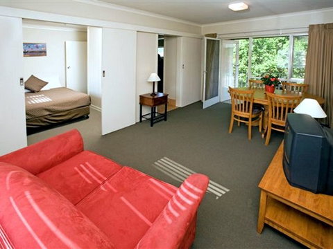 Forrest Hotel & Apartments - Darwin Tourism 6
