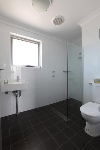 Forrest Hotel & Apartments - Darwin Tourism 11