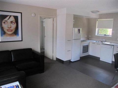 Forrest Hotel & Apartments - Darwin Tourism 12