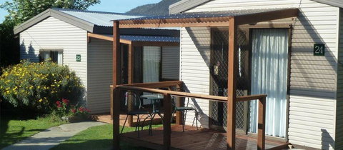 Hobart Cabins & Cottages - Darwin Tourism 0